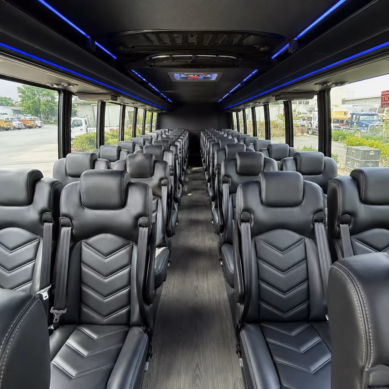 minibus rentals for sterling heights warehouse and distribution groups