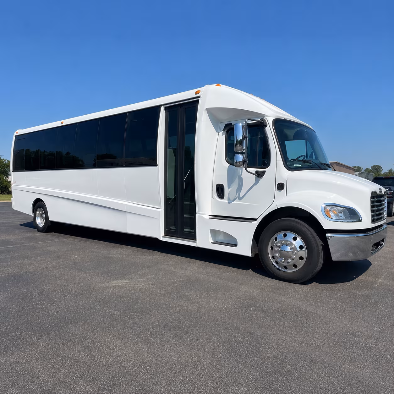 prom homecoming and school event buses in sterling heights