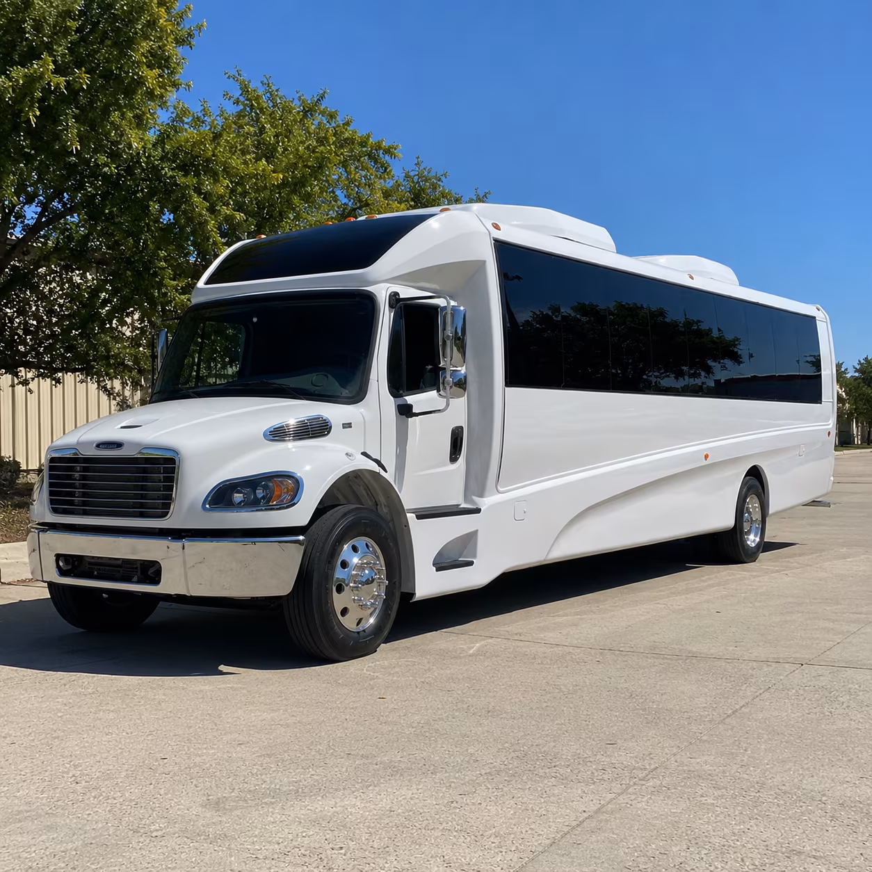 sterling heights 30 passenger minibus