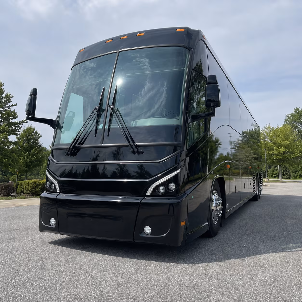 sterling heights 56 passenger charter bus